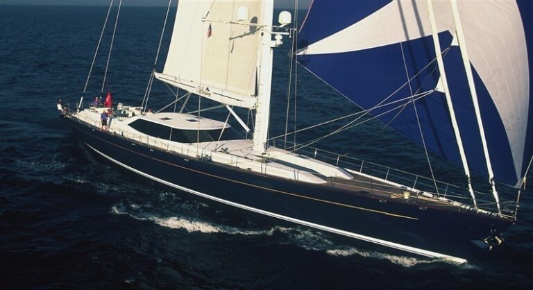 The 43m Yacht ESPIRITU DEL XAREY