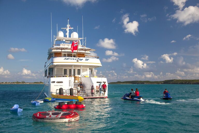 The 43m Yacht LADY J