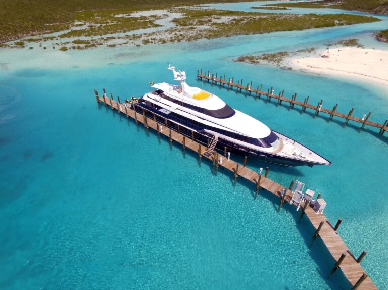 The 43m Yacht OCTOPUSSY