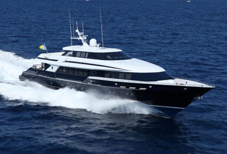 The 43m Yacht OCTOPUSSY