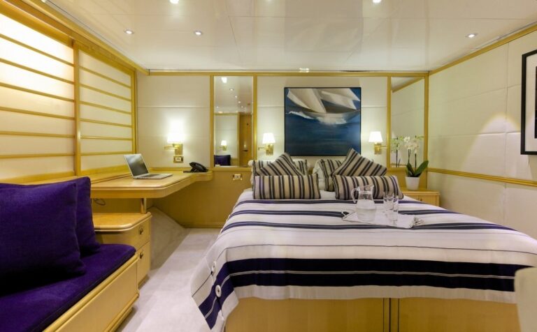 The 43m Yacht O'LEANNA