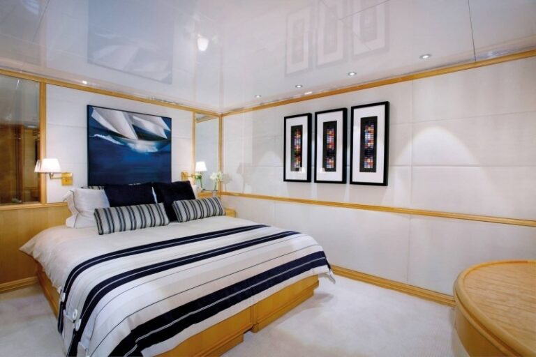 The 43m Yacht O'LEANNA