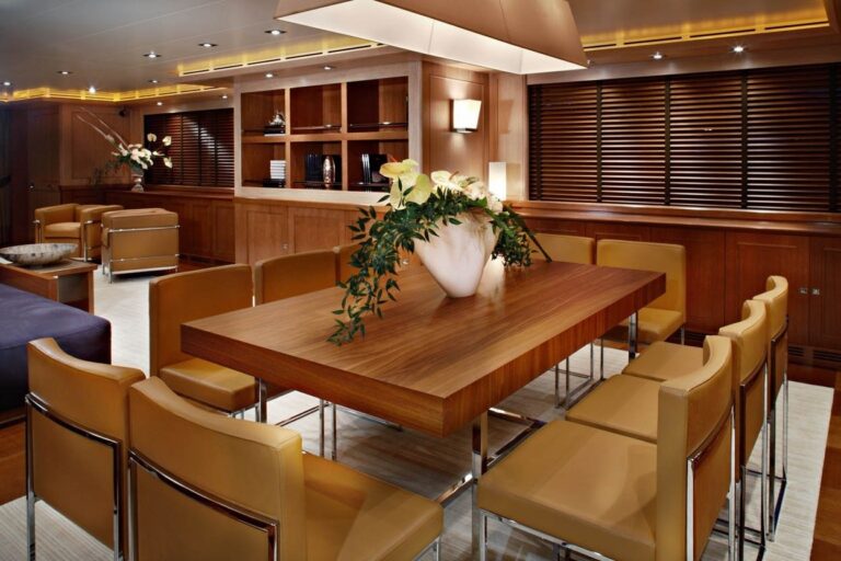 The 43m Yacht RUBECCAN