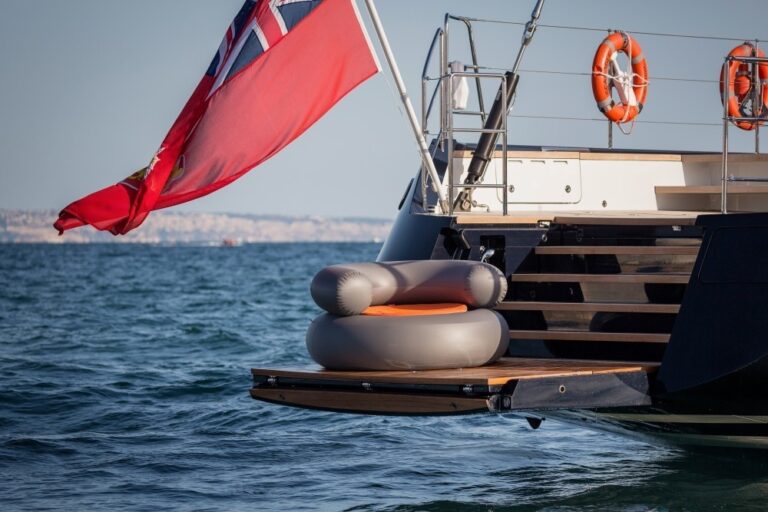 The 43m Yacht SEA EAGLE