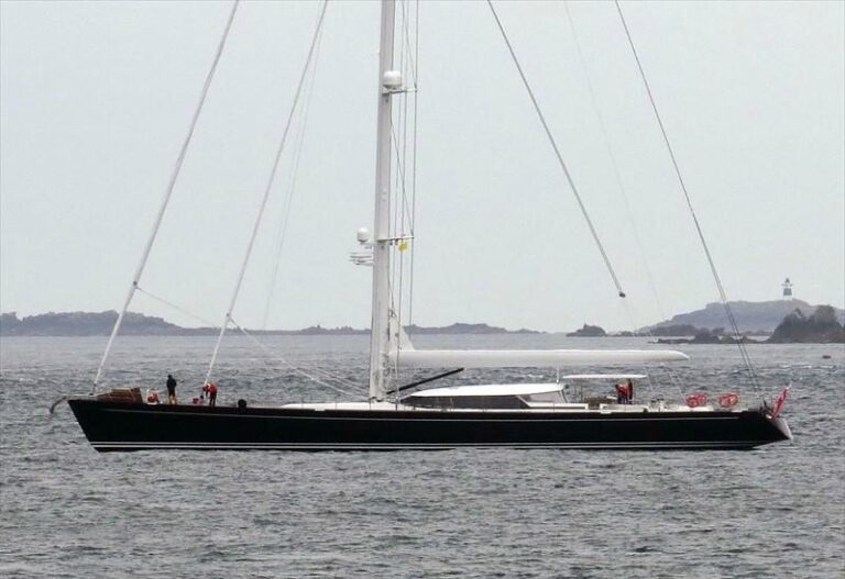 The 43m Yacht SEA EAGLE