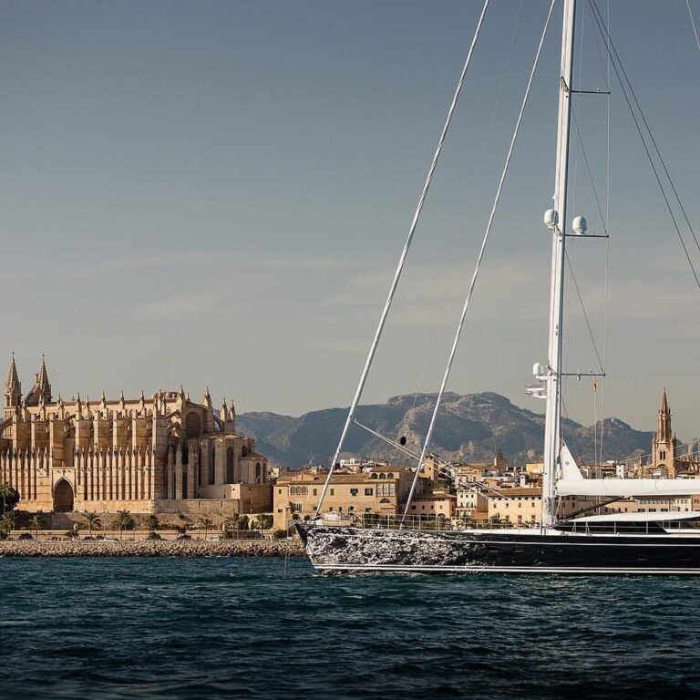 The 43m Yacht SEA EAGLE
