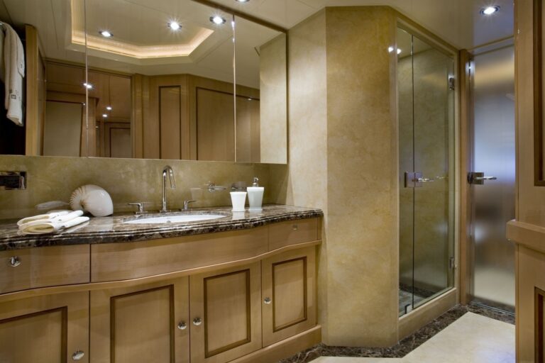 Bath Aboard Yacht SOFICO