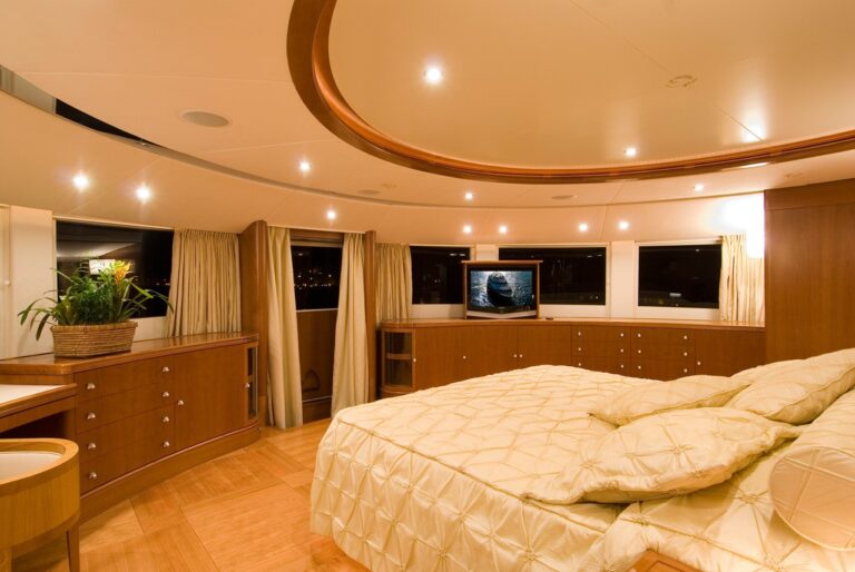 Main Master Cabin Berth On Yacht BLUE VISION