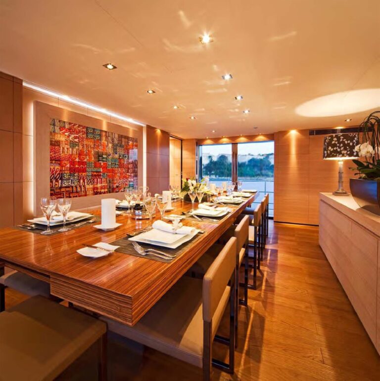 Formal Eating/dining Aboard Yacht FAN TOO