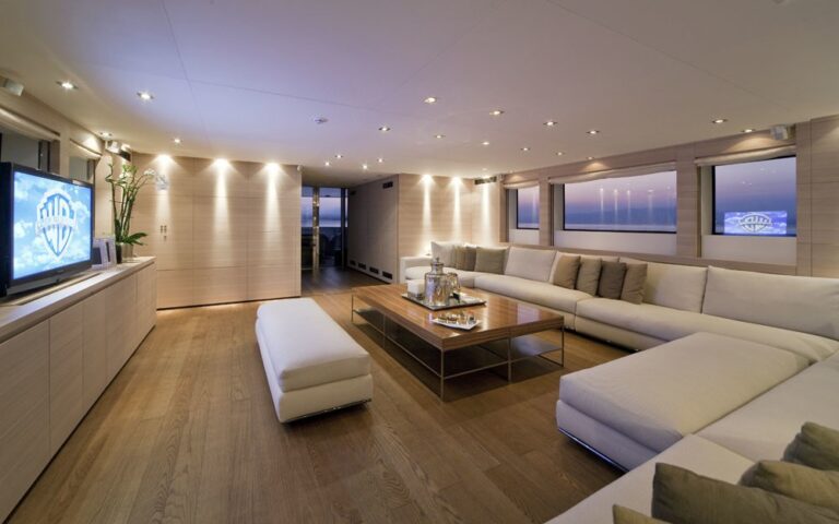The 44m Yacht FAN TOO
