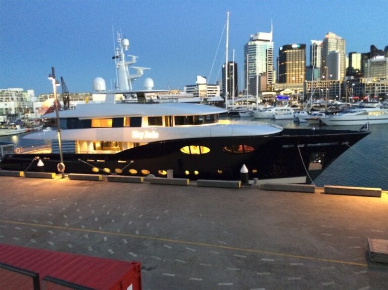 The 44m Yacht HEY JUDE