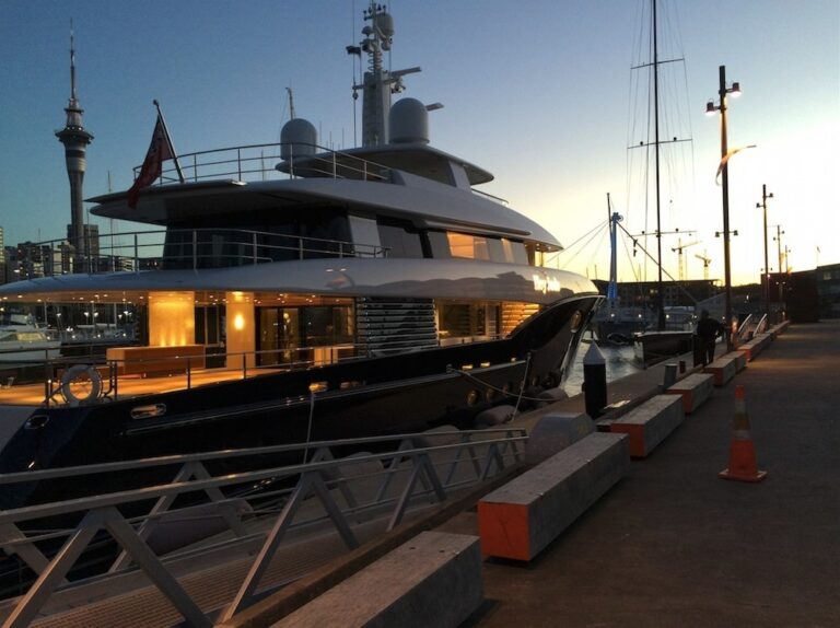 The 44m Yacht HEY JUDE