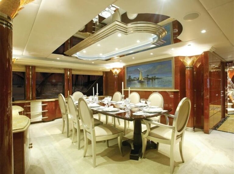 The 44m Yacht I LOVE THIS BOAT