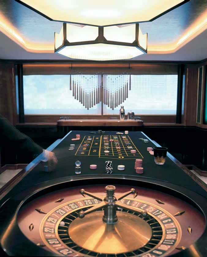Games Area On Yacht IL SOLE