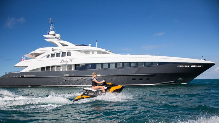 The 44m Yacht LADY L