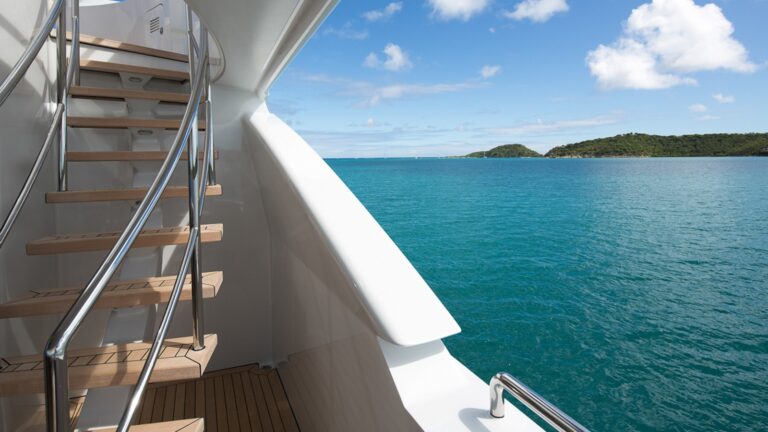 The 44m Yacht LADY L
