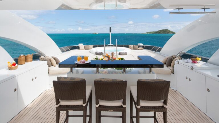 The 44m Yacht LADY L