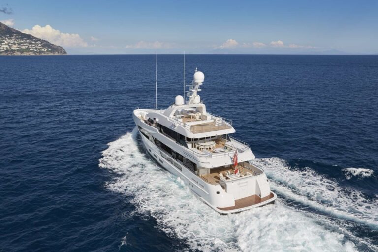The 44m Yacht MOON SAND