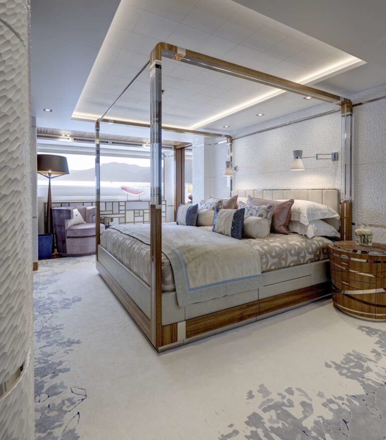 The 44m Yacht MOON SAND