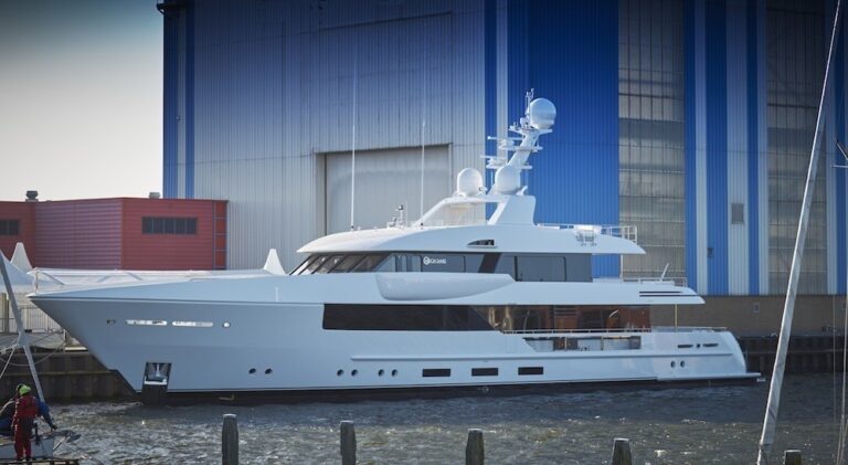 The 44m Yacht MOON SAND