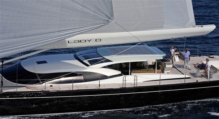 The 44m Yacht NINGALOO