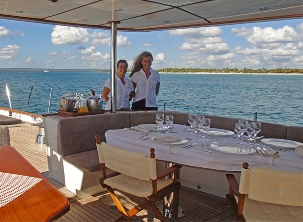 External Eating/dining On Yacht AIGLON