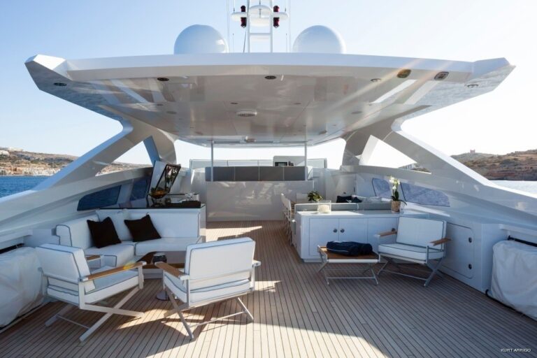 The 45m Yacht AMORE MIO