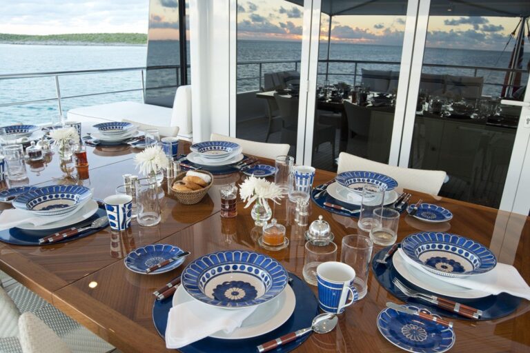alfresco dining