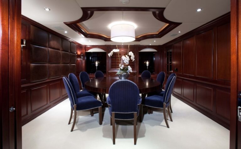 Eating/dining Saloon On Yacht CARPE DIEM II