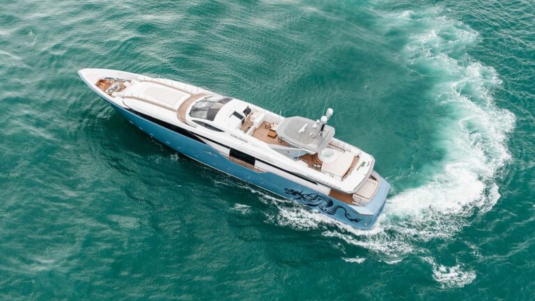The 45m Yacht FLYING DRAGON