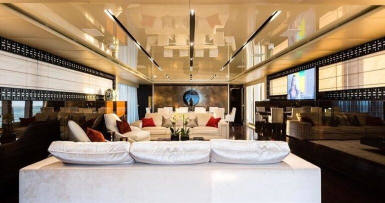 The 45m Yacht FLYING DRAGON