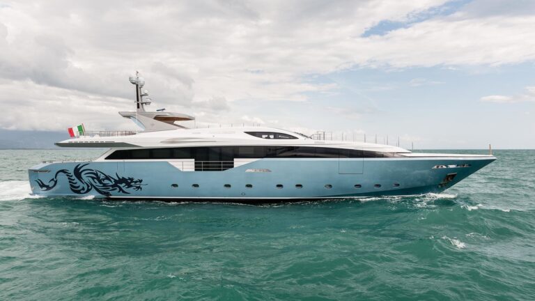 The 45m Yacht FLYING DRAGON