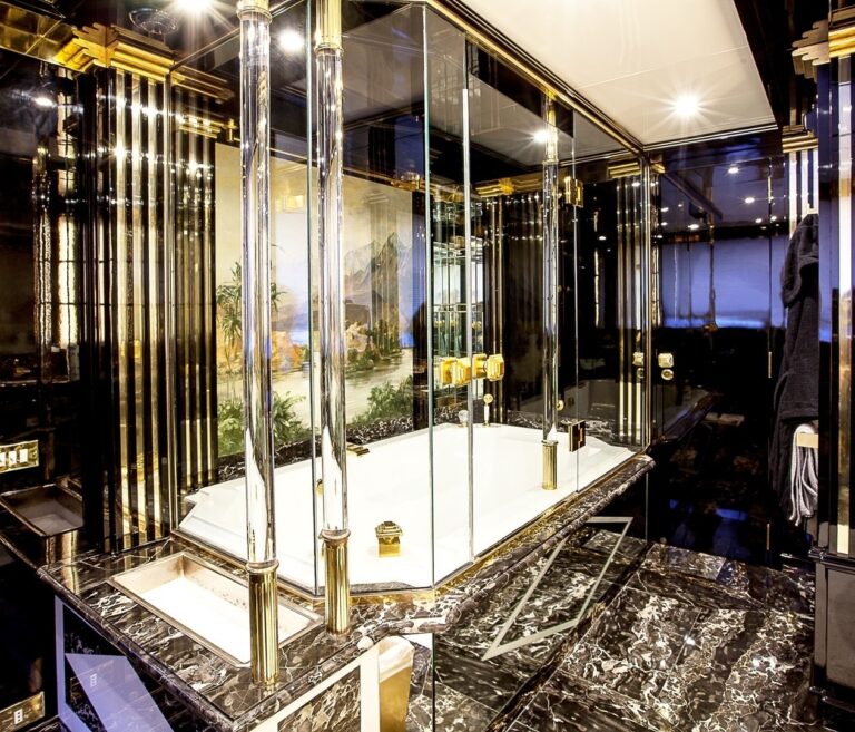 The 45m Yacht MISTRESS