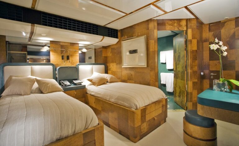 The 45m Yacht MOECCA