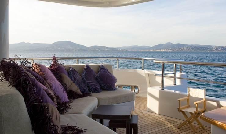 External Sitting On Yacht MY LITTLE VIOLET