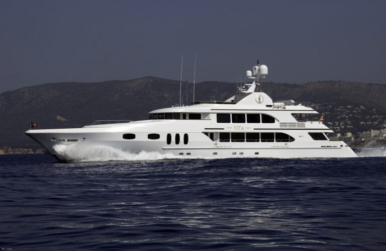 The 45m Yacht PIPE DREAMS