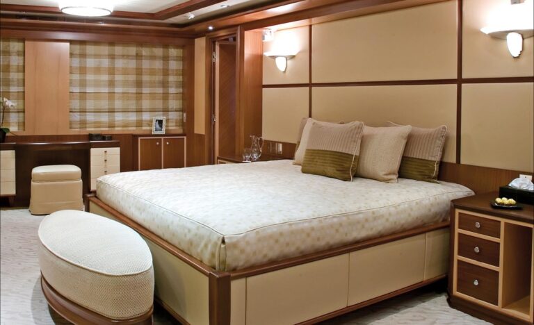 Guest's Cabin On Yacht PRINCESS IOLANTHE