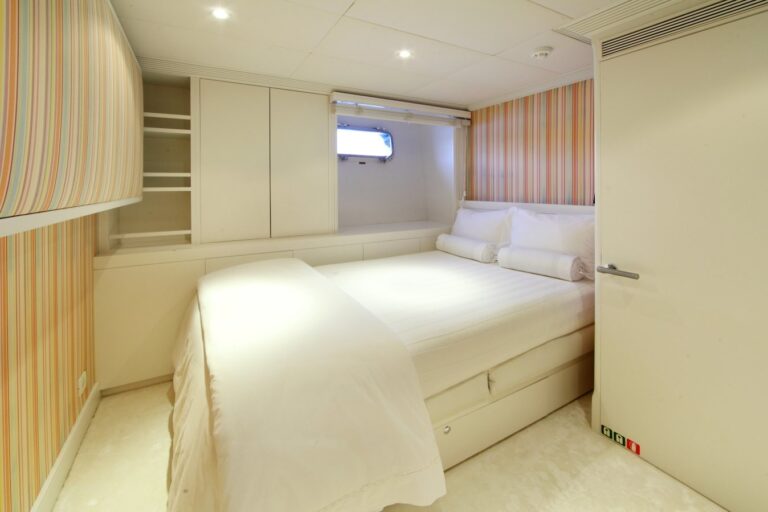 Extra Single Sized Cabin On Board Yacht TUGATSU
