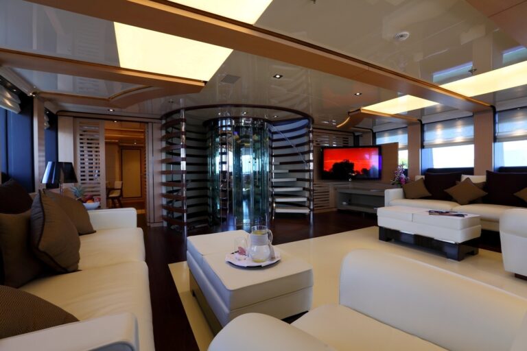 Saloon