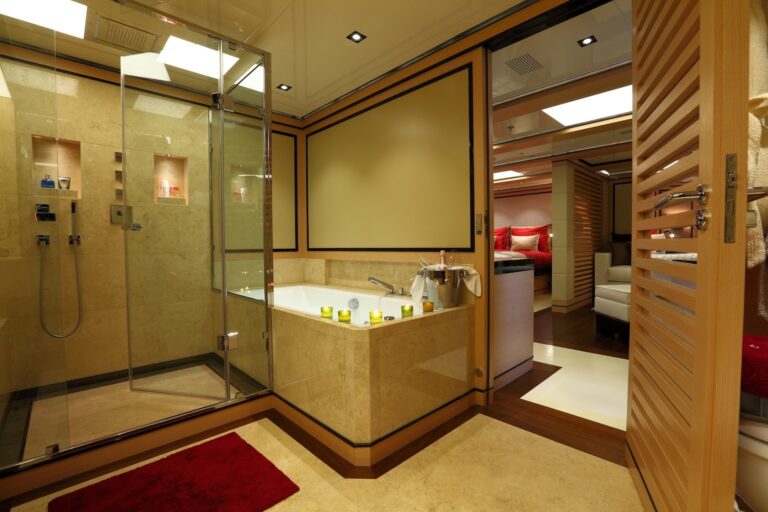 Master ensuite