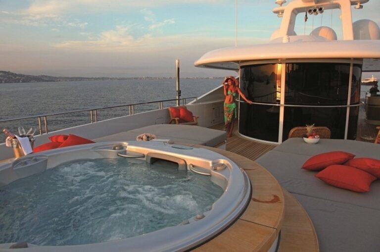 Jacuzzi lifestyle