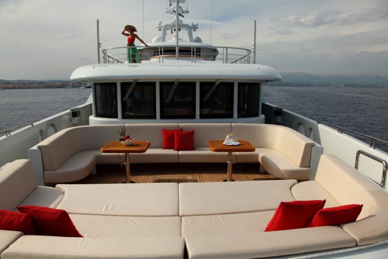 The 46m Yacht 2 LADIES