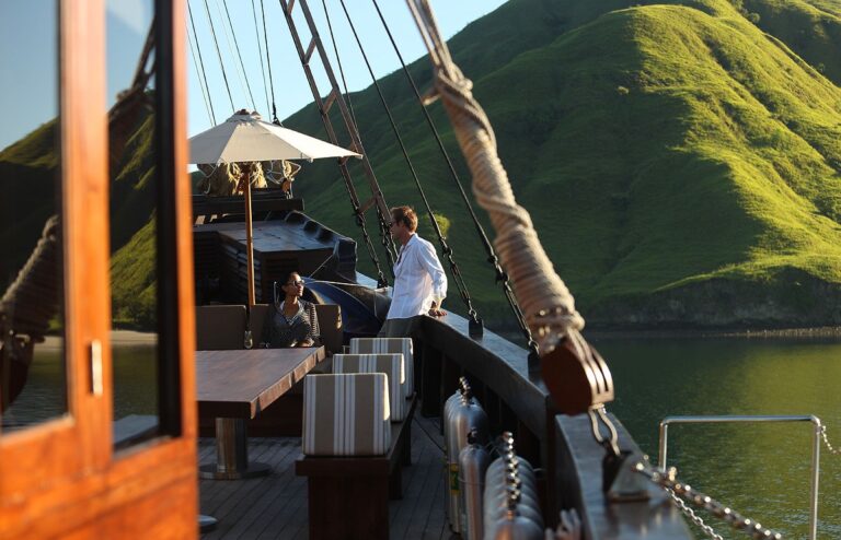The 46m Yacht ALILA PURNAMA