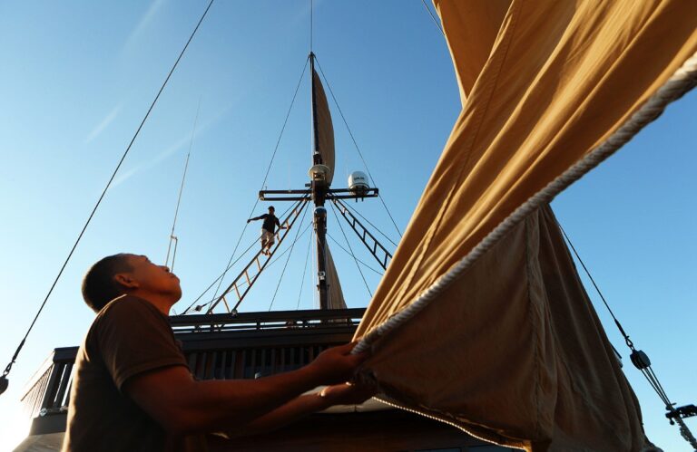 The 46m Yacht ALILA PURNAMA