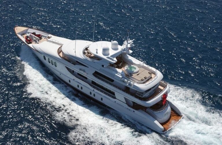 The 46m Yacht ALLEGRIA