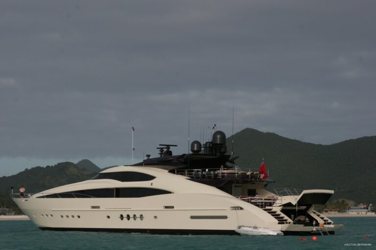 The 46m Yacht CLIFFORD II