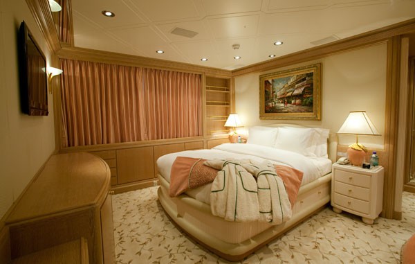 The 46m Yacht DAYBREAK