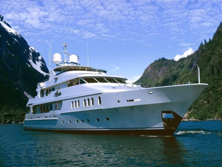 The 46m Yacht ELISA