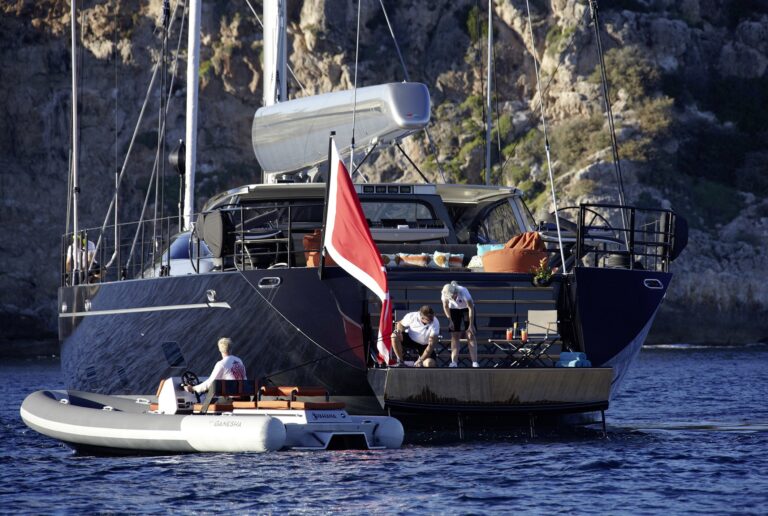 The 46m Yacht GANESHA
