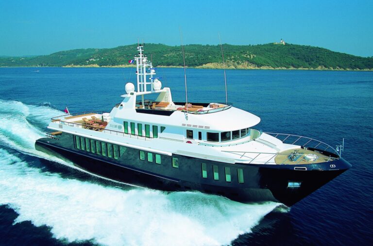 The 46m Yacht ICE 5